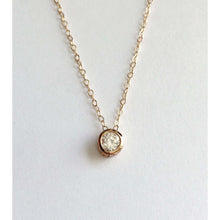 Load image into Gallery viewer, Solitaire Necklace